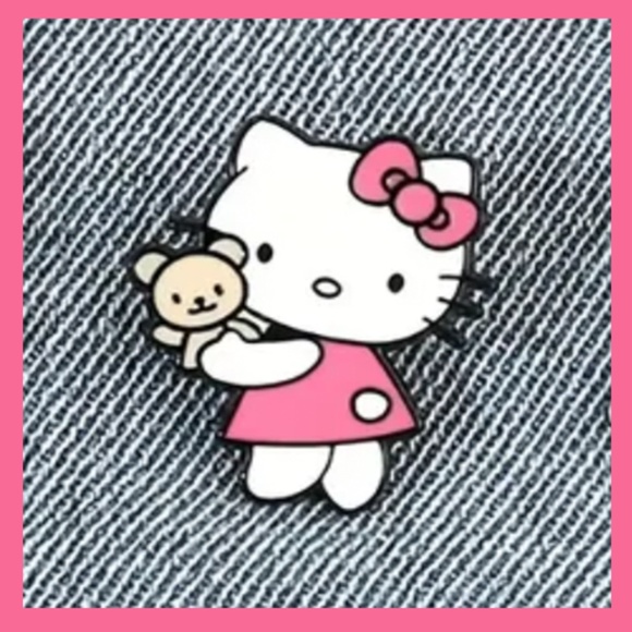 Hello Kitty Enamel Brooch Sanrio Anime Pins Kawaii - About 1" X 1" - NWT - Picture 2 of 5